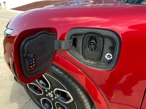 Used 2021 Ford Mustang Mach-E GT image 38