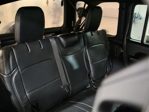 Used 2020 Jeep Wrangler Unlimited Sport S AWD/4WD image 22