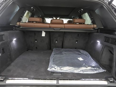 Used 2026 BMW X5 xDrive50e w/ Executive Package image 25