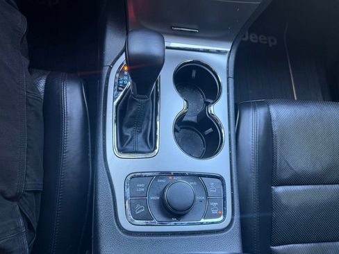 Used 2018 Jeep Grand Cherokee High Altitude AWD/4WD image 22