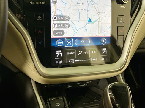 Used 2022 Subaru Outback Limited image 16