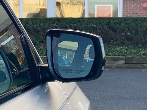 New 2025 Jeep Grand Cherokee Altitude image 14