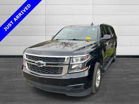 Used 2019 Chevrolet Suburban LS w/ Enhanced Driver Alert Package image 5