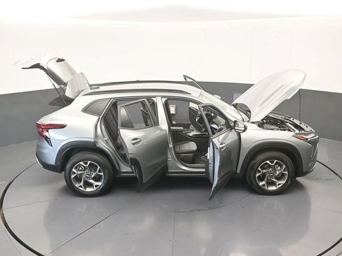 Used 2025 Chevrolet Trax LT w/ Driver Confidence Package FWD image 64