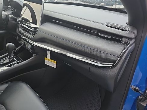 New 2026 Jeep Compass Latitude image 71