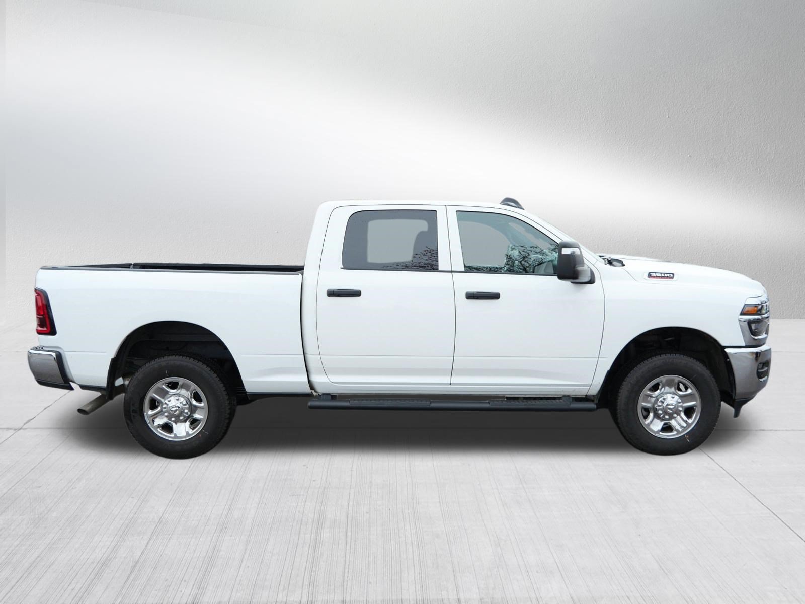 Used 2026 RAM 3500 Tradesman AWD/4WD image 8