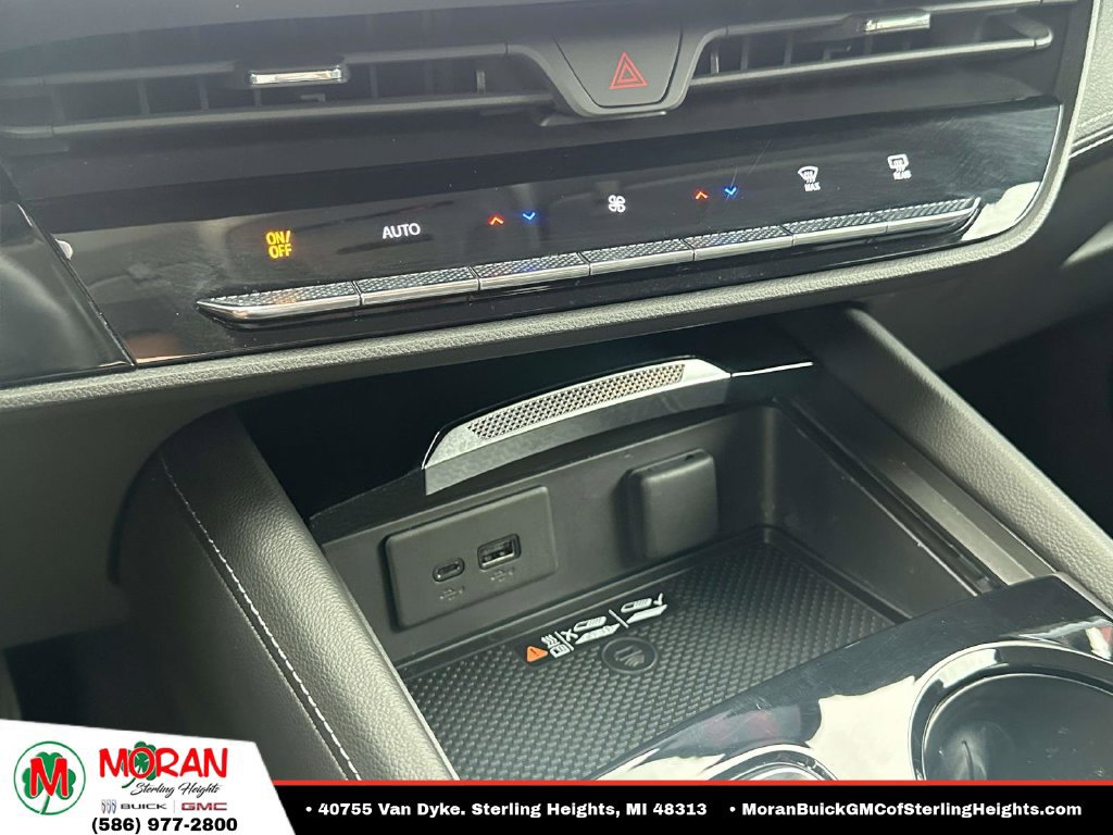 Certified 2024 Buick Envision Preferred AWD/4WD image 28