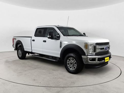 Used 2018 Ford F350 XLT w/ XLT Value Package image 7