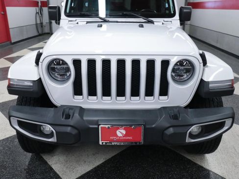 Used 2021 Jeep Wrangler Unlimited Sahara image 4