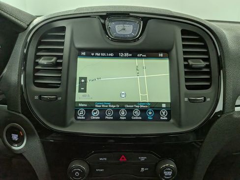 Used 2017 Chrysler 300 S AWD/4WD image 6