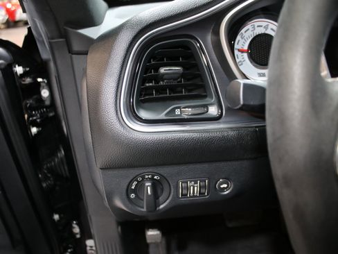 Used 2018 Dodge Challenger SRT Demon RWD image 59