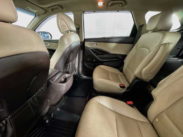 Used 2018 Hyundai Santa Fe Limited AWD/4WD image 22