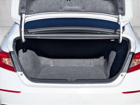 Used 2019 Honda Accord LX image 6