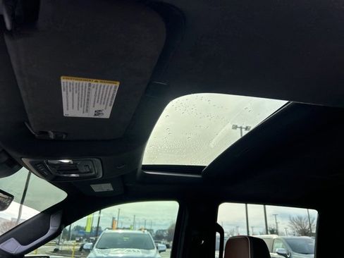 Used 2024 GMC Sierra 1500 Denali Ultimate image 17