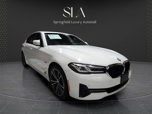 Used 2023 BMW 530e xDrive w/ Premium Package AWD/4WD image 1
