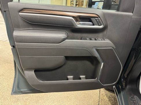 Used 2025 Chevrolet Silverado 2500 LT w/ Trail Boss Package image 16