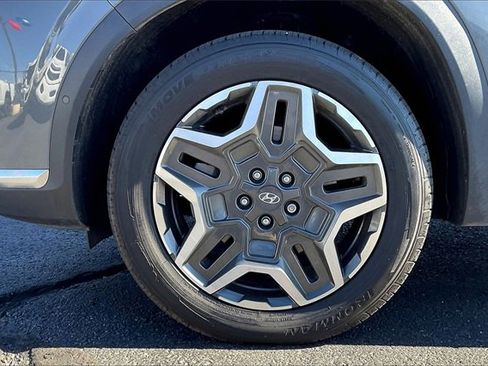 Used 2023 Hyundai Santa Fe Limited image 8
