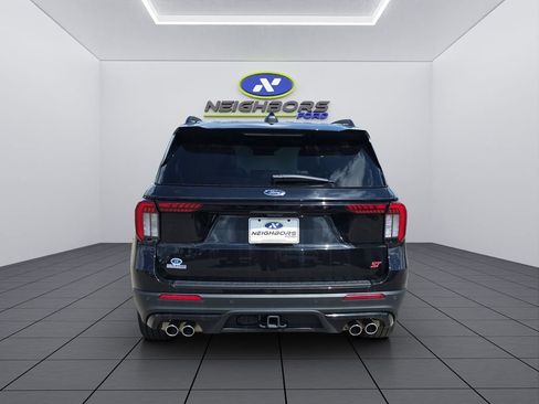 Used 2025 Ford Explorer ST w/ Sun And Sound Package AWD/4WD image 5