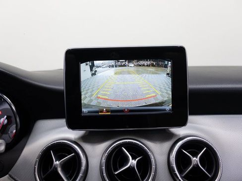 Used 2015 Mercedes-Benz CLA 250 image 26