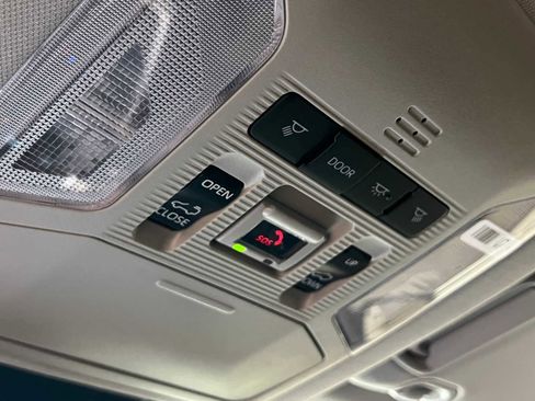 Certified 2024 Toyota RAV4 XLE Premium image 27