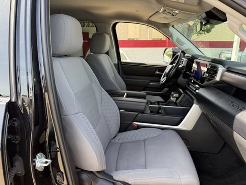 Used 2024 Toyota Tundra SR5 w/ SR5 Convenience Package AWD/4WD image 28
