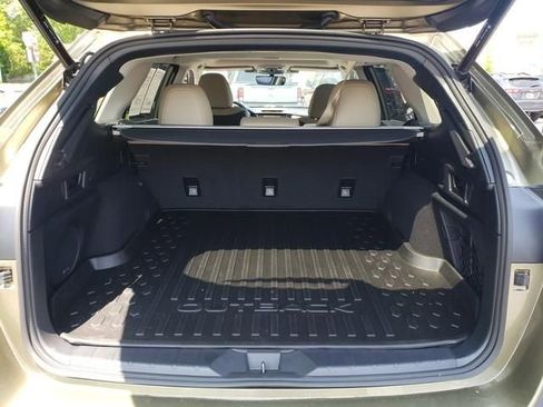 Used 2024 Subaru Outback Limited image 5