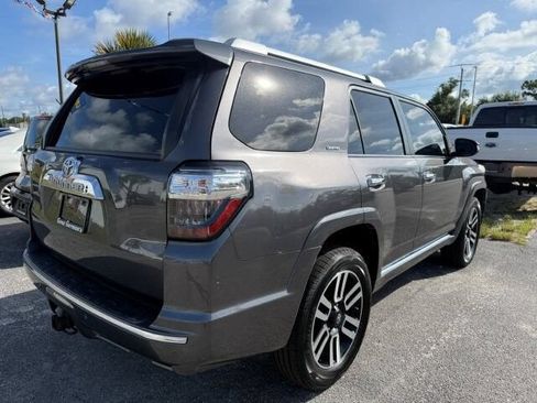 Used 2018 Toyota 4Runner Limited AWD/4WD image 5