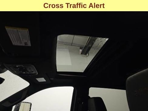 Used 2024 Chevrolet Silverado 2500 High Country w/ Technology Package image 11