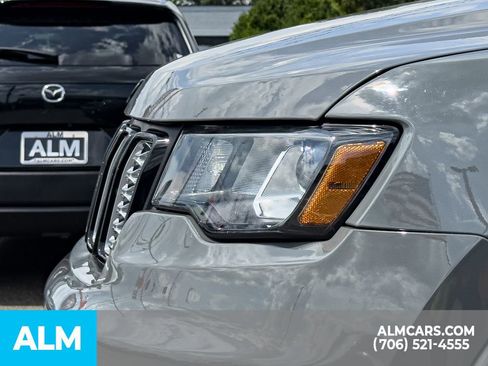 Used 2020 Jeep Grand Cherokee Altitude AWD/4WD image 9