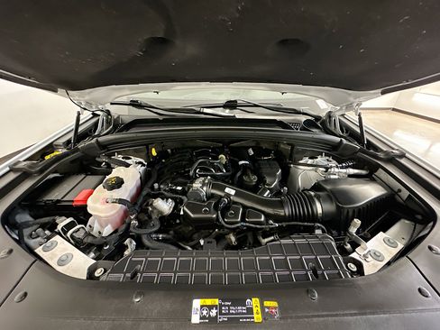 Used 2023 Jeep Grand Cherokee L Limited image 36