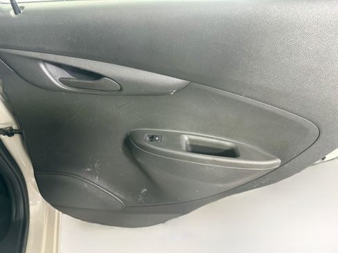 Used 2021 Chevrolet Spark LT FWD image 27