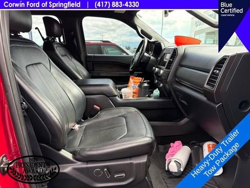 Used 2018 Ford Expedition Limited w/ Equipment Group 301A AWD/4WD image 16