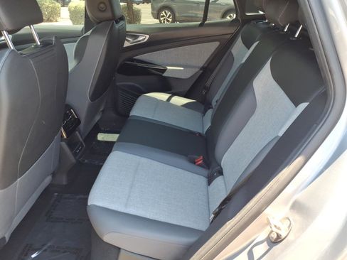 Used 2023 Volkswagen ID.4 Pro AWD/4WD image 21