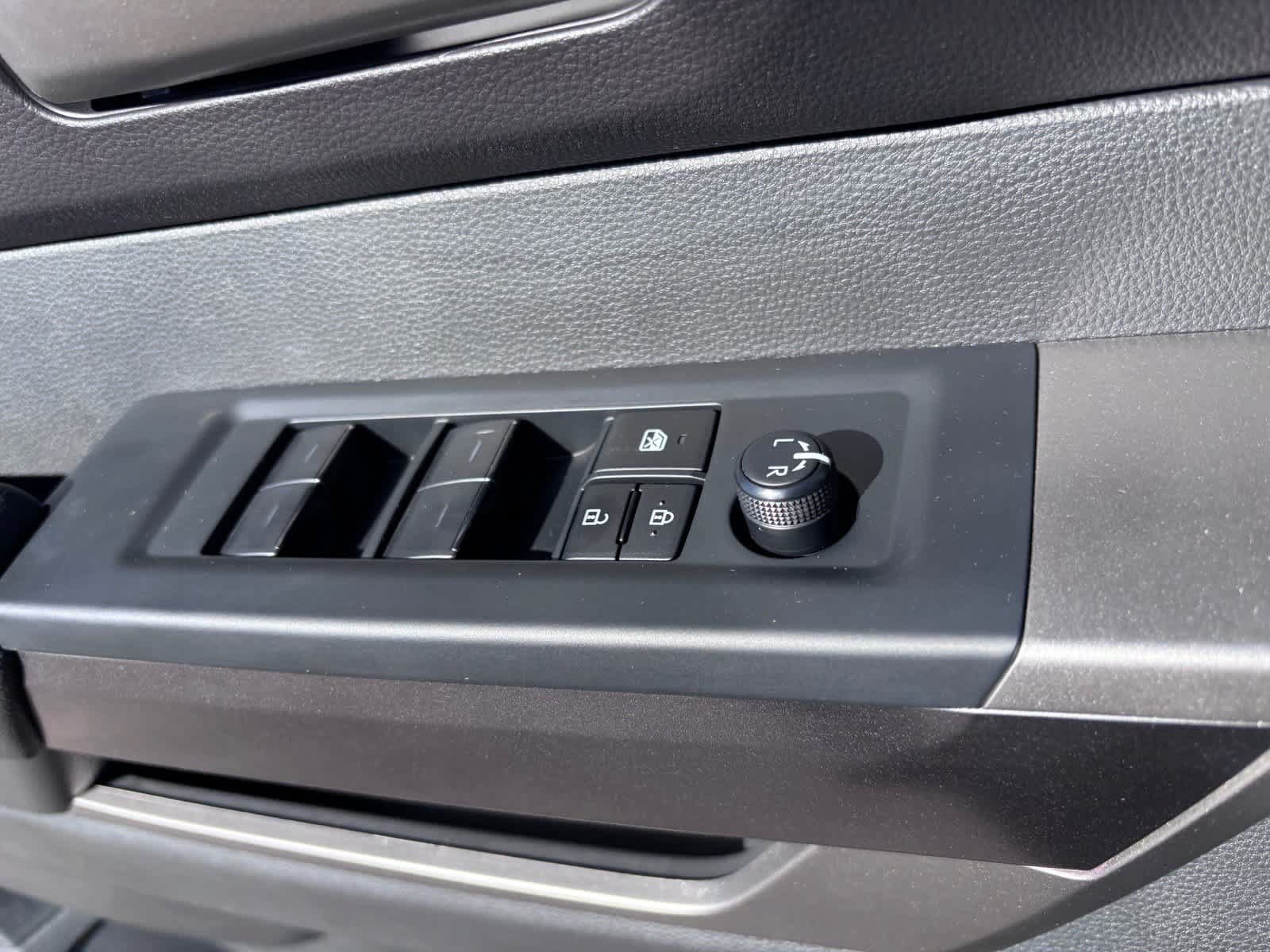 Certified 2025 Toyota Tundra SR5 AWD/4WD image 19