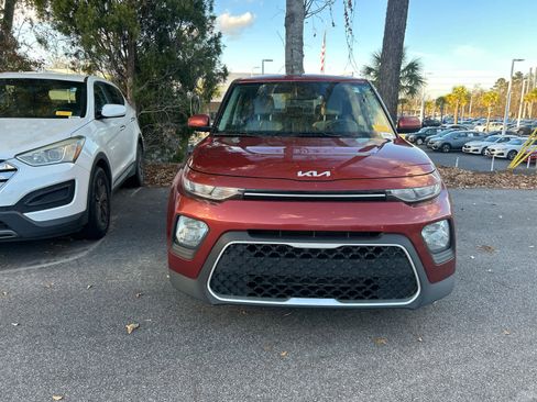 Used 2022 Kia Soul LX image 7