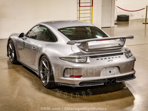 Used 2016 Porsche 911 GT3 RWD image 21
