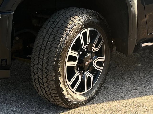 Used 2024 GMC Sierra 2500 Denali Ultimate AWD/4WD image 27