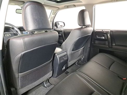 Used 2021 Toyota 4Runner TRD Off-Road Premium image 11