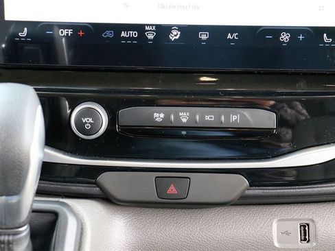 New 2026 Ford Transit 350 XLT image 24