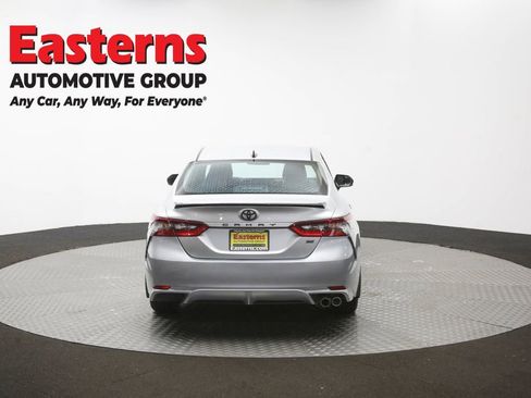 Used 2022 Toyota Camry SE FWD image 33
