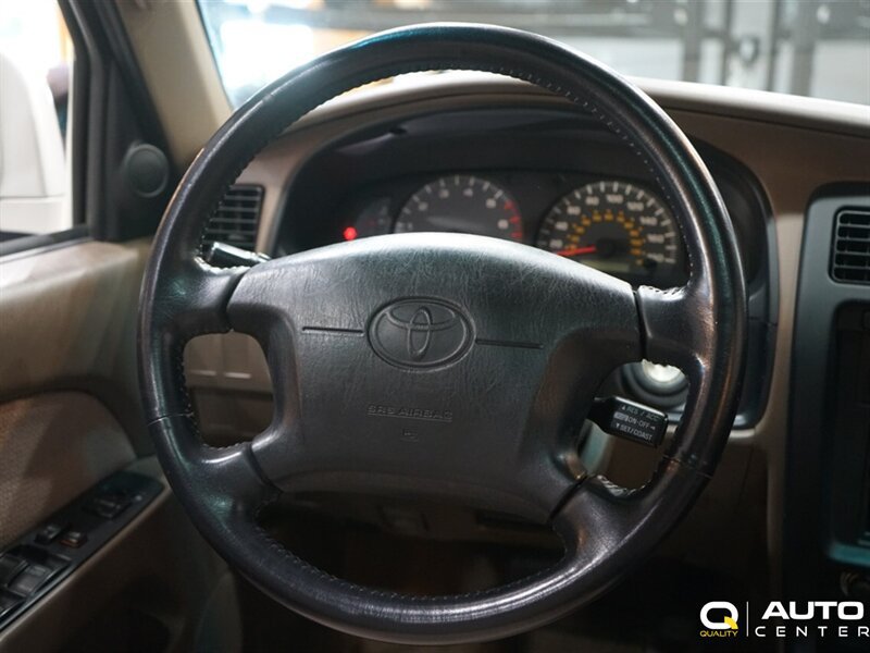 Used 1999 Toyota 4Runner SR5 AWD/4WD image 21