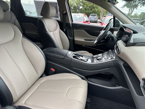 Used 2023 Hyundai Santa Fe SEL w/ Premium Package FWD image 13