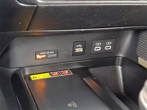 Certified 2025 Toyota Camry SE w/ Convenience Package image 24