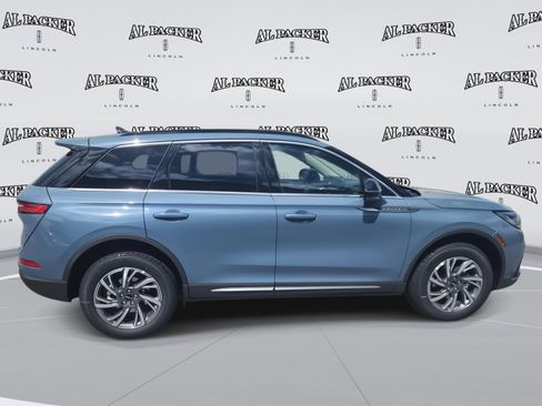 New 2026 Lincoln Corsair Premiere image 6