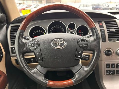 Used 2013 Toyota Sequoia Platinum image 26