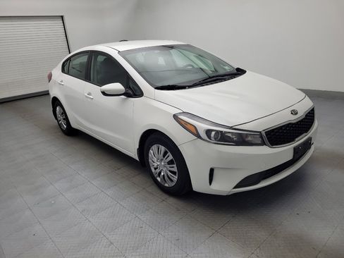 Used 2018 Kia Forte LX w/ LX Popular Package image 13