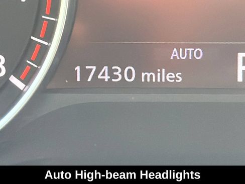 Used 2025 Nissan Pathfinder SV w/ SV Premium Package AWD/4WD image 20