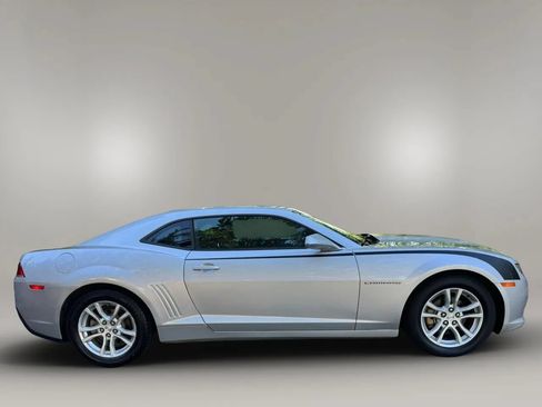 Used 2014 Chevrolet Camaro LS RWD image 3