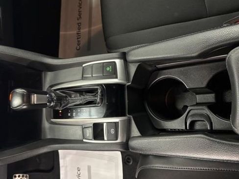 Used 2019 Honda Civic Sport image 17