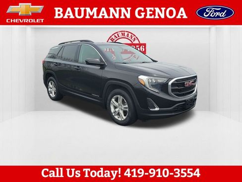 Used 2018 GMC Terrain SLE w/ Driver Convenience Package FWD image 7